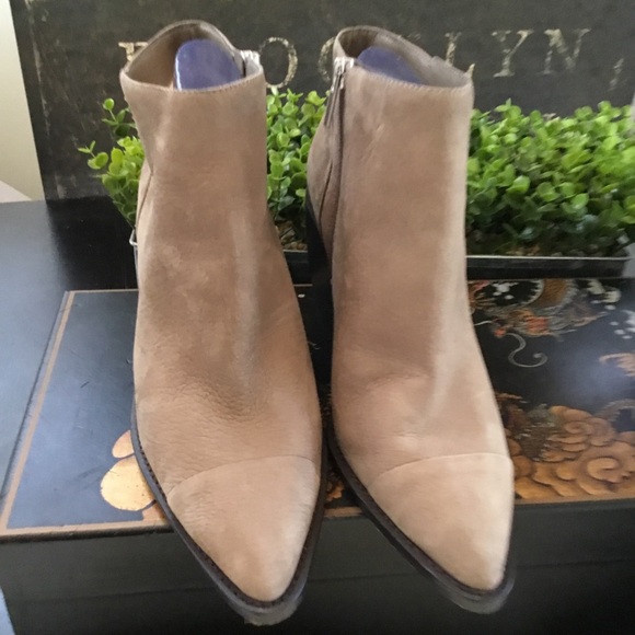Sole/society Maevel porcini suede booties sz9 - Picture 3 of 5